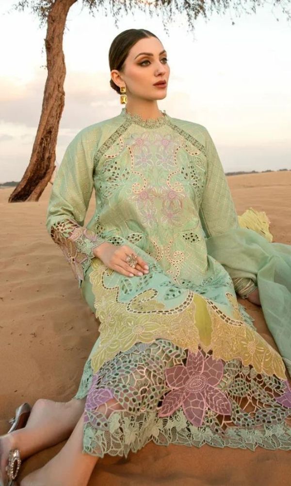 Lawn 3pc heavy embroidered suit with embroidered dupatta and pallu patches