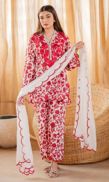 Lawn 3pc digital printed suit with bamber chiffon embroidered dupatta