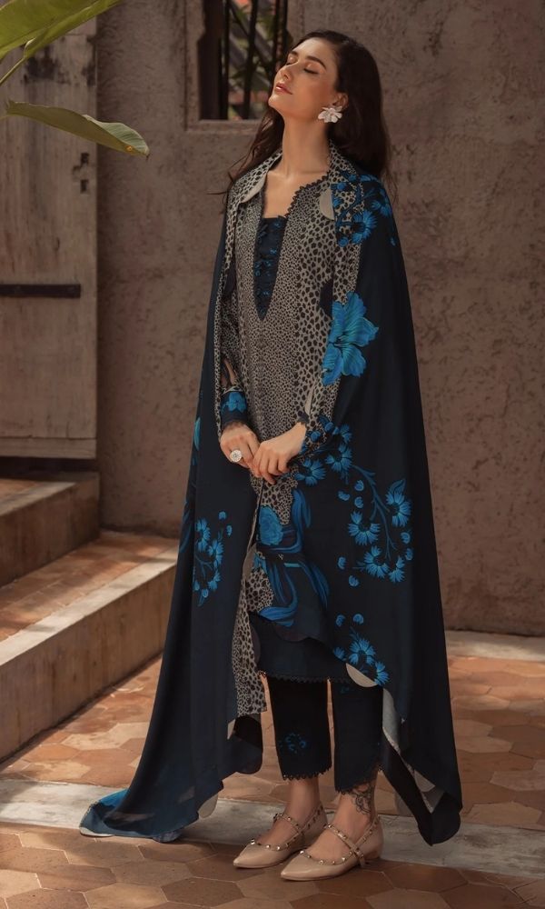 Khaddar 3pc unstitched digital printed suit