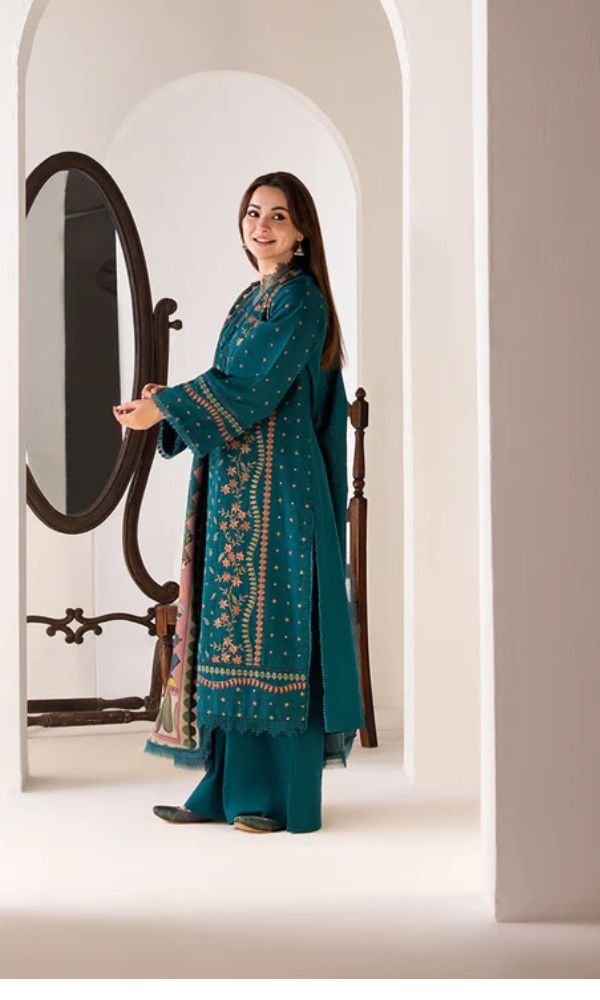 Dhanak 3pc unstitched heavy embroidered suit