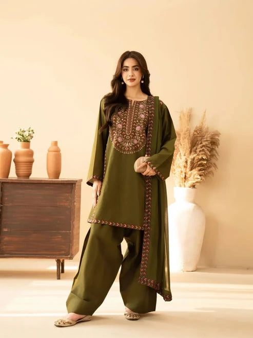 Women’s winter 3 piece embroidered Dhanak suit with chak patti shirt, embroidered sleeves, pallu patch shawl and plain trouser