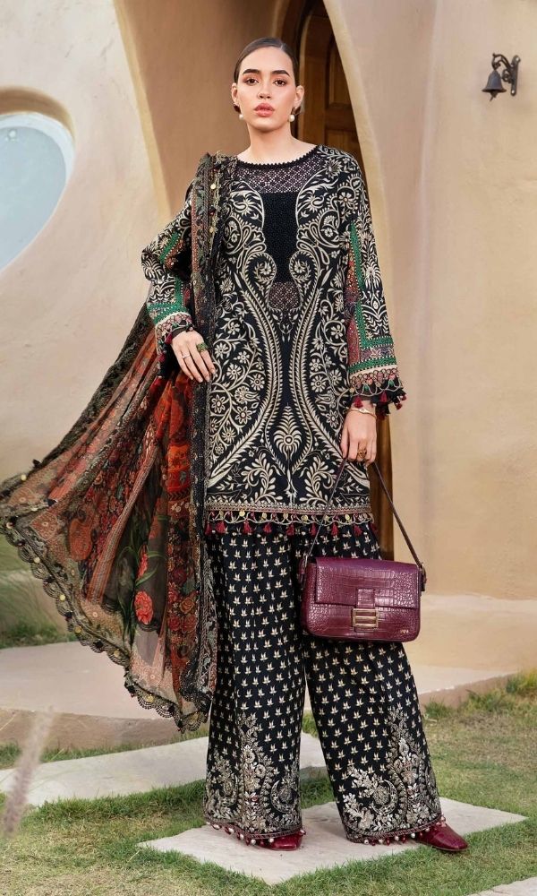 Lawn 3pc unstitched luxury digital printed suit woth patches