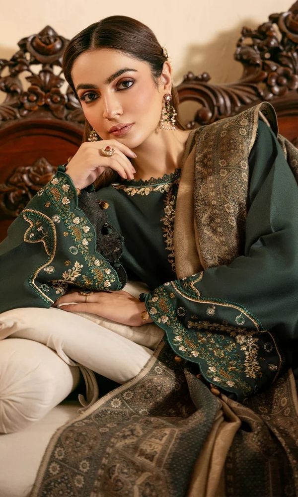 Lawn 3pc unstitched embroidered summer collection suit