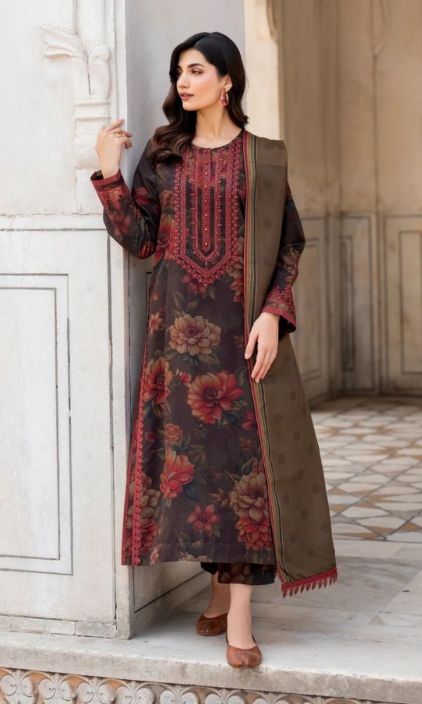 Khaddar 3pc unstitched digital printed suit with patches
