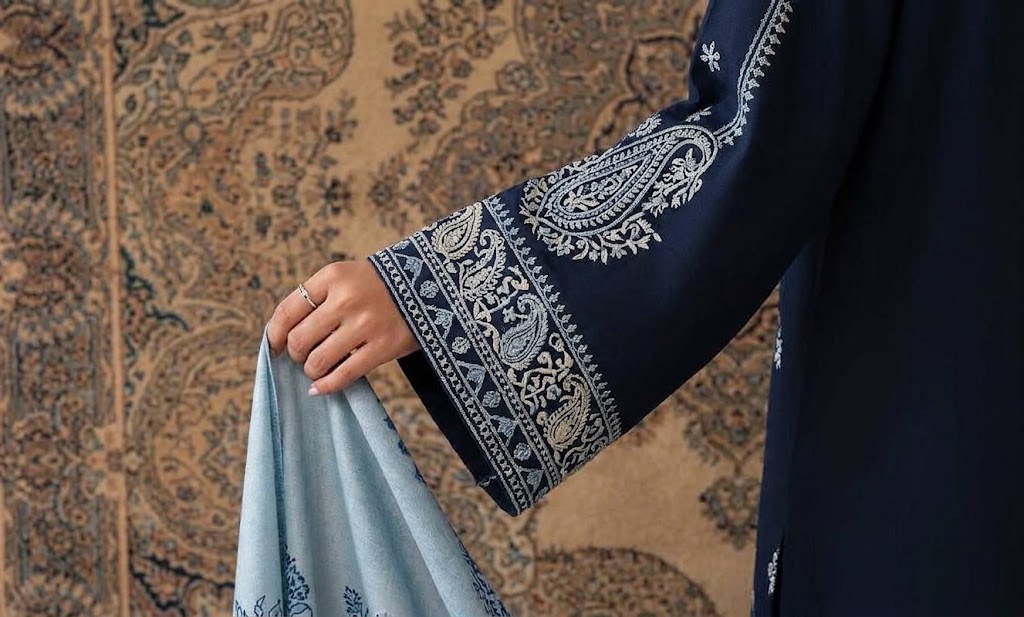 Women's Winter Embroidered Dhanak 3 Piece Unstitched Suit with Digital Printed Shawl WS-61