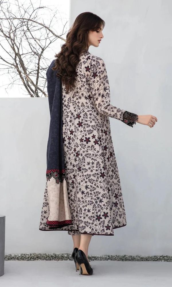 3pc khaddar unstitched digital printed suit
