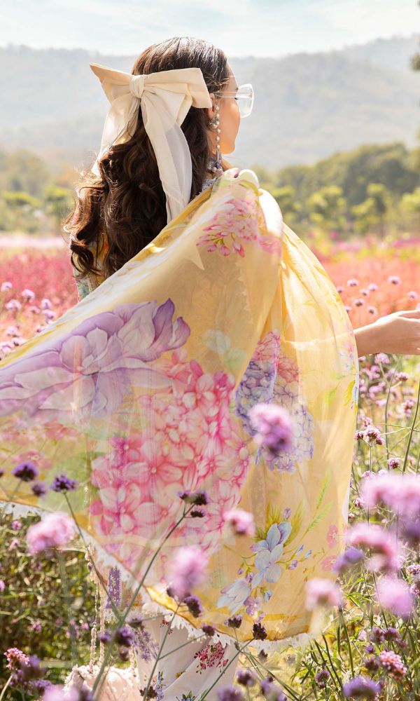Lawn 3pc digital printed suit with patches