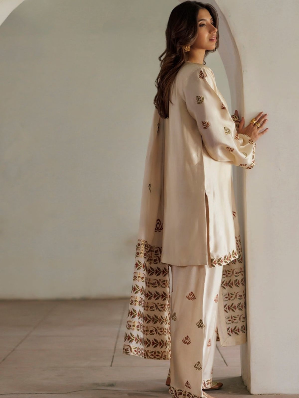 Dhanak 3pc unstitched embriodered winter collection suit