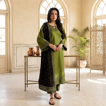 Women's winter embroidered Dhanak 3 piece unstitched suit with embroidered shawl and pallu patches